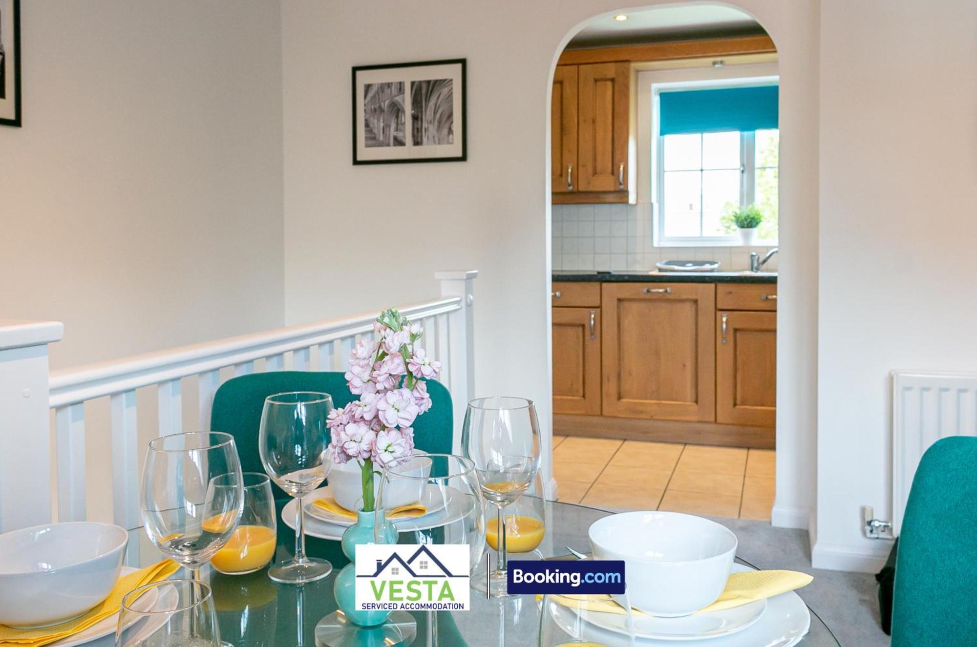 Three Bedroom Apartment By Vesta Serviced Accommodation & Short Lets Hatfield With Free Parking Kültér fotó